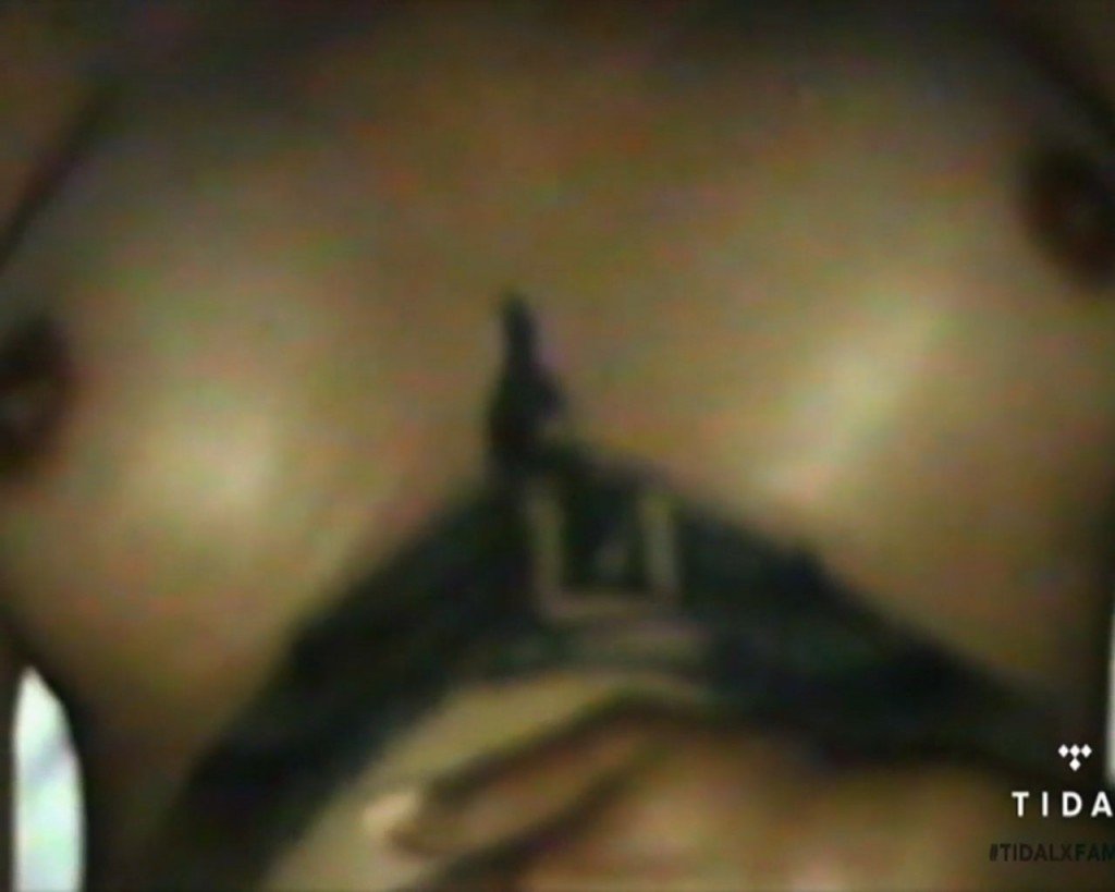 Kim Kardashian Ass, Rihanna Tits3