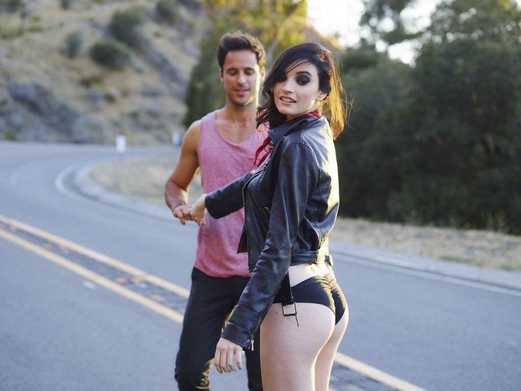 Hannah Masi Nude Sexy 44