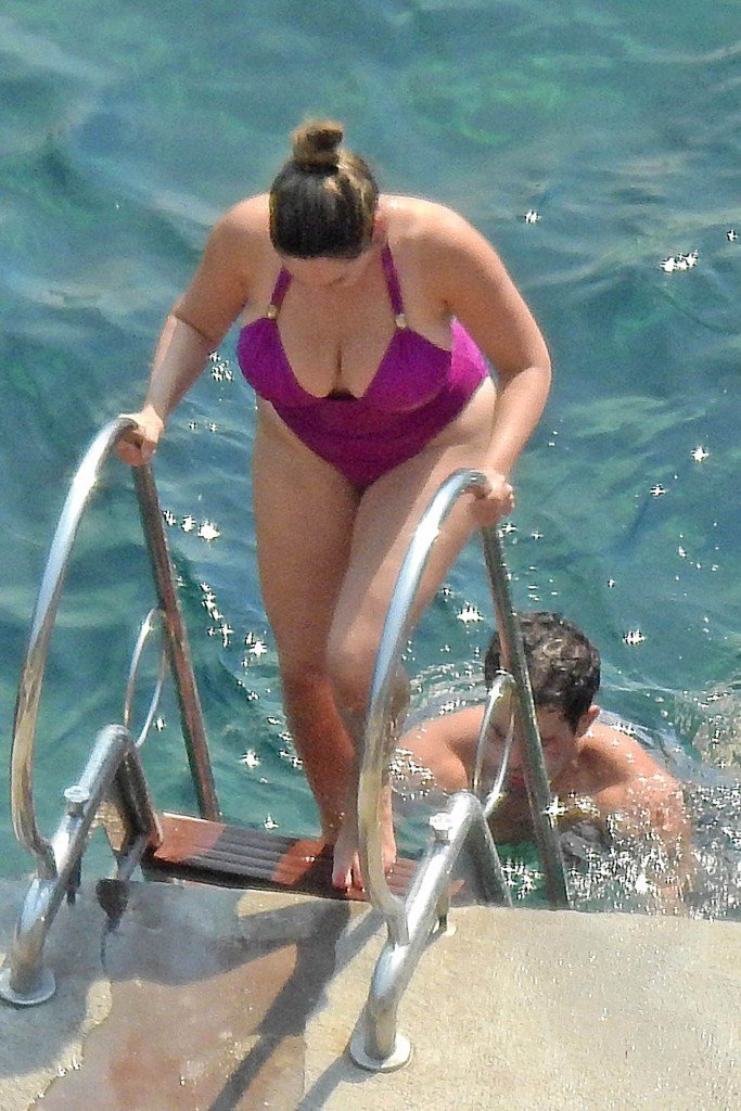 Kelly Brook Sexy 23