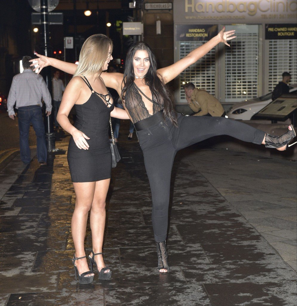Chloe Ferry Transparente 2