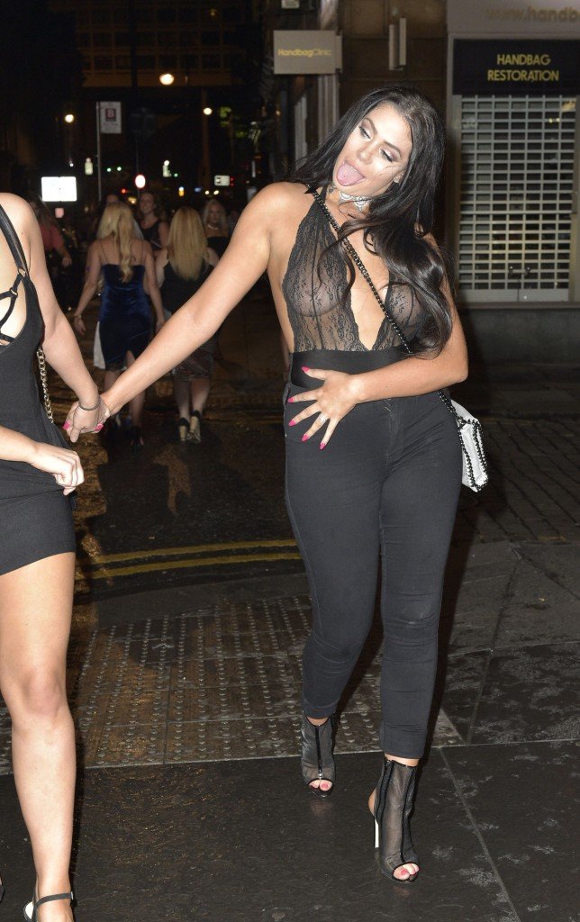 Chloe Ferry Transparente 9