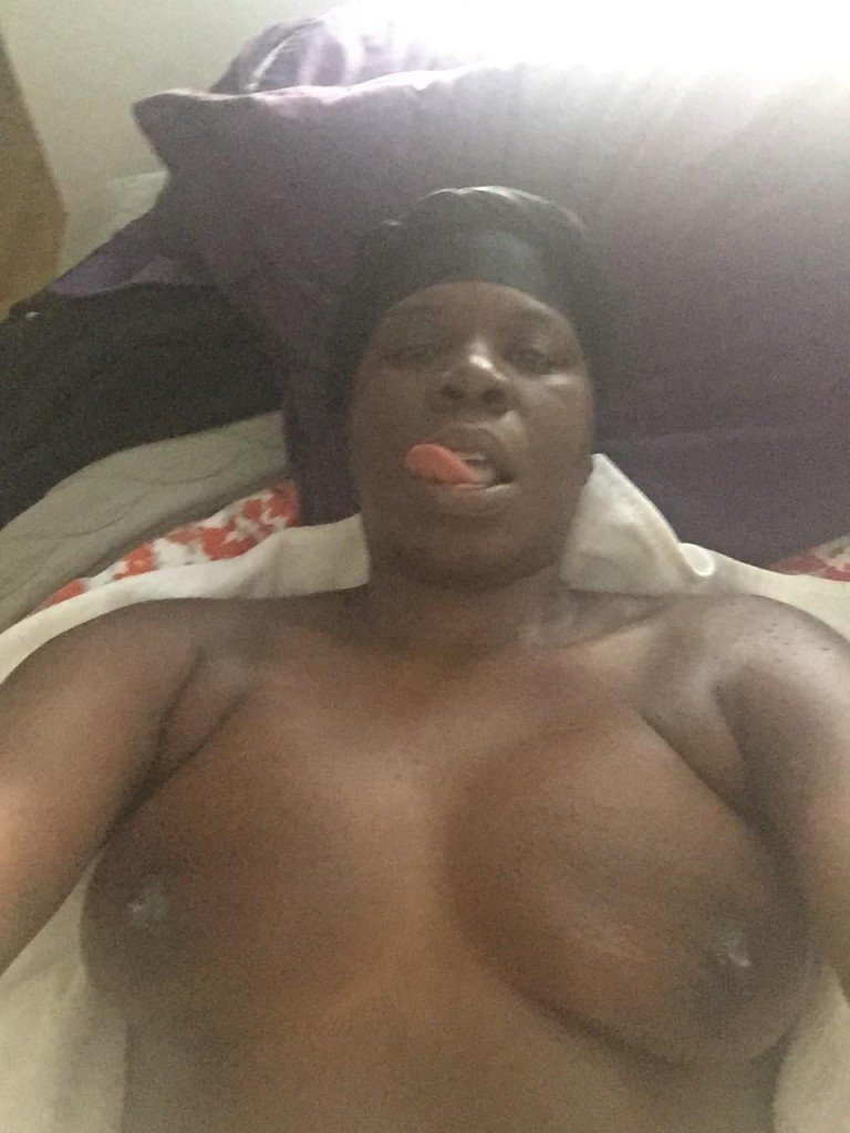 Leslie Jones Vazou 4