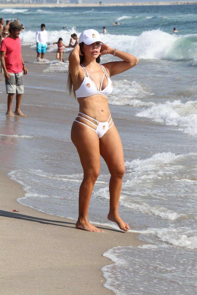 Liziane Gutierrez Sexy26