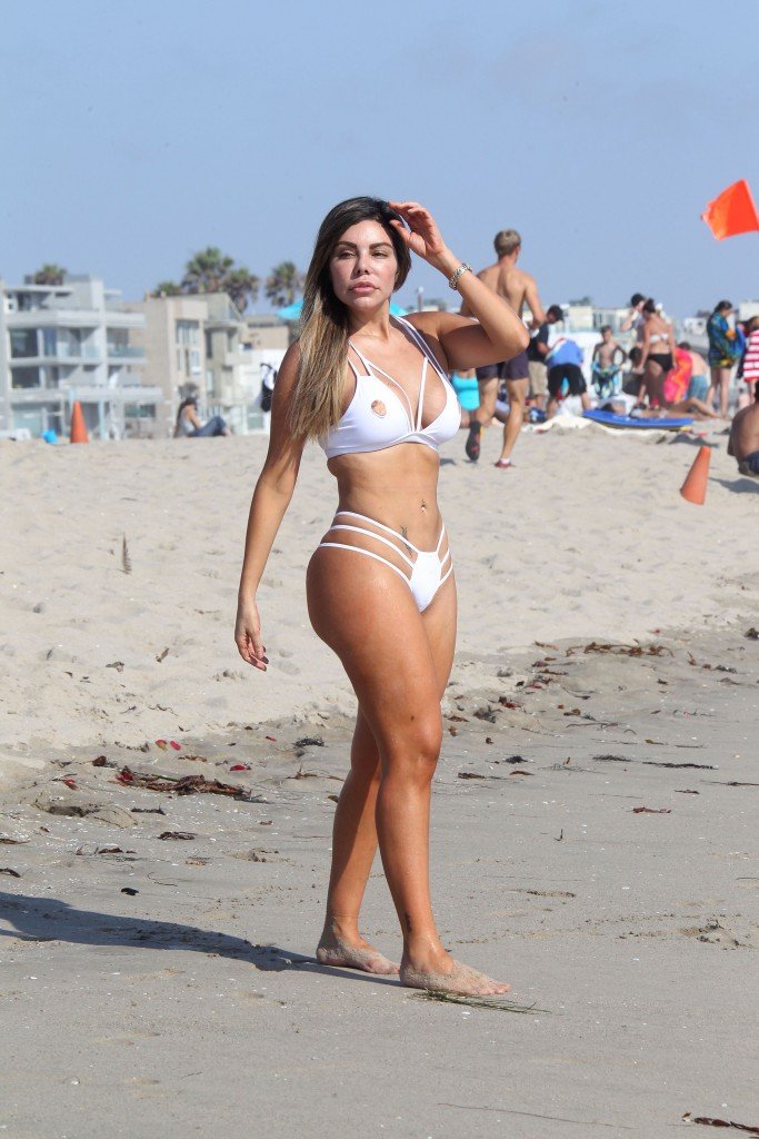 Liziane Gutierrez Sexy30
