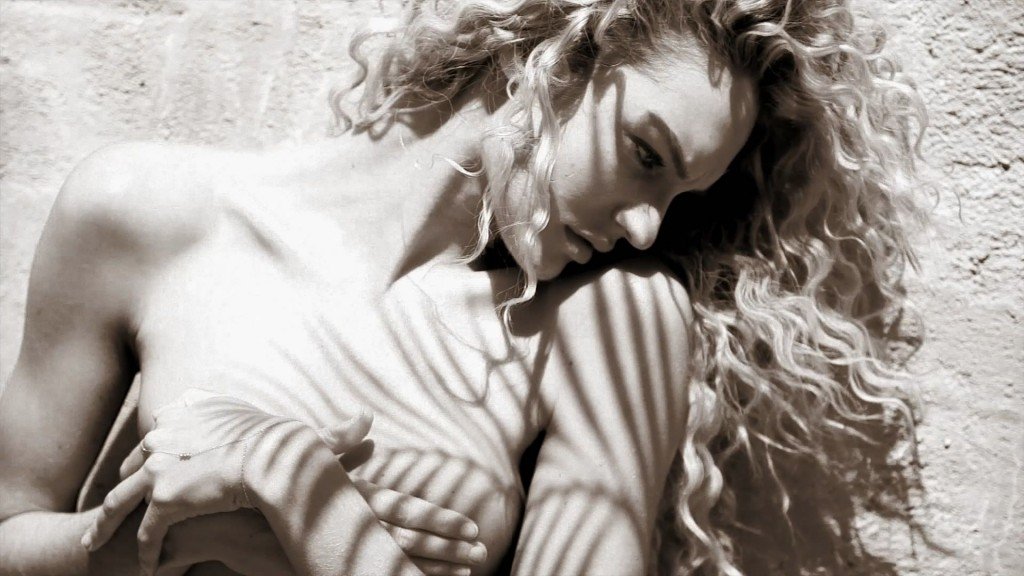 Candice Swanepoel Nude & Sexy thefappening.so 35