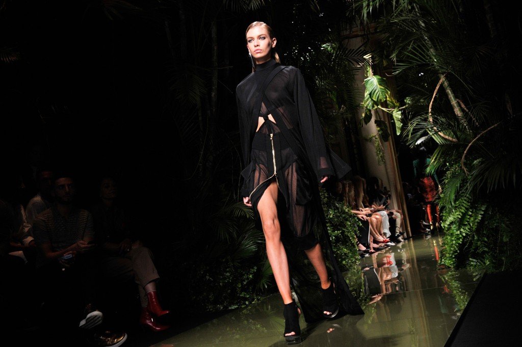 Stella Maxwell Transparente Foto 6