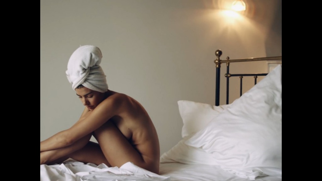 Alina Süggeler Nua & Sexy 1