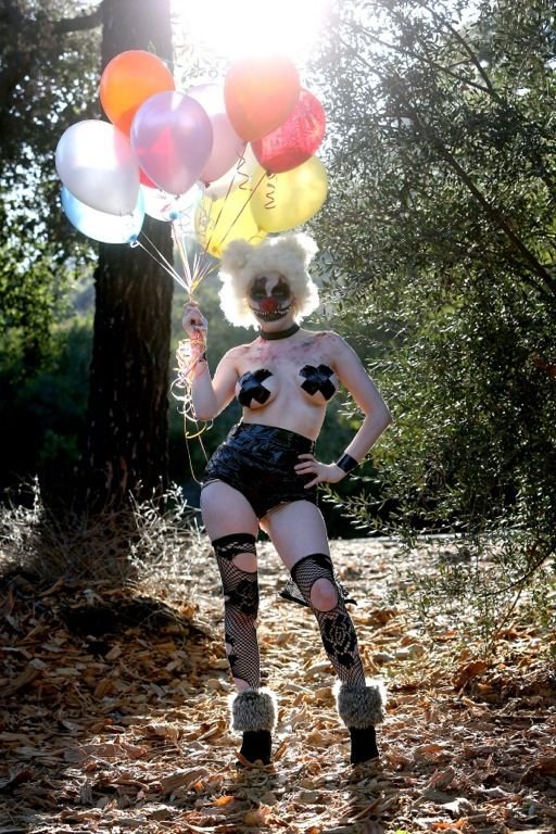 Courtney Stodden Topless 27