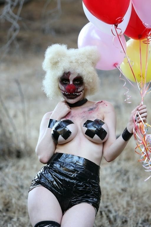 Courtney Stodden Topless 5