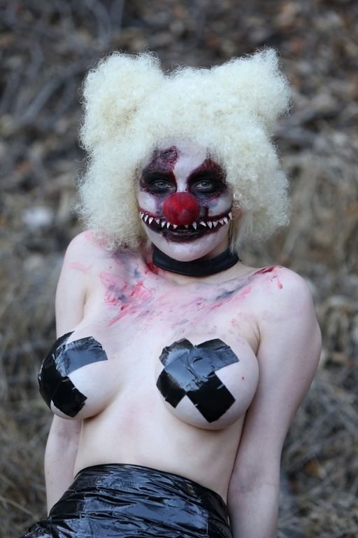 Courtney Stodden Topless 9