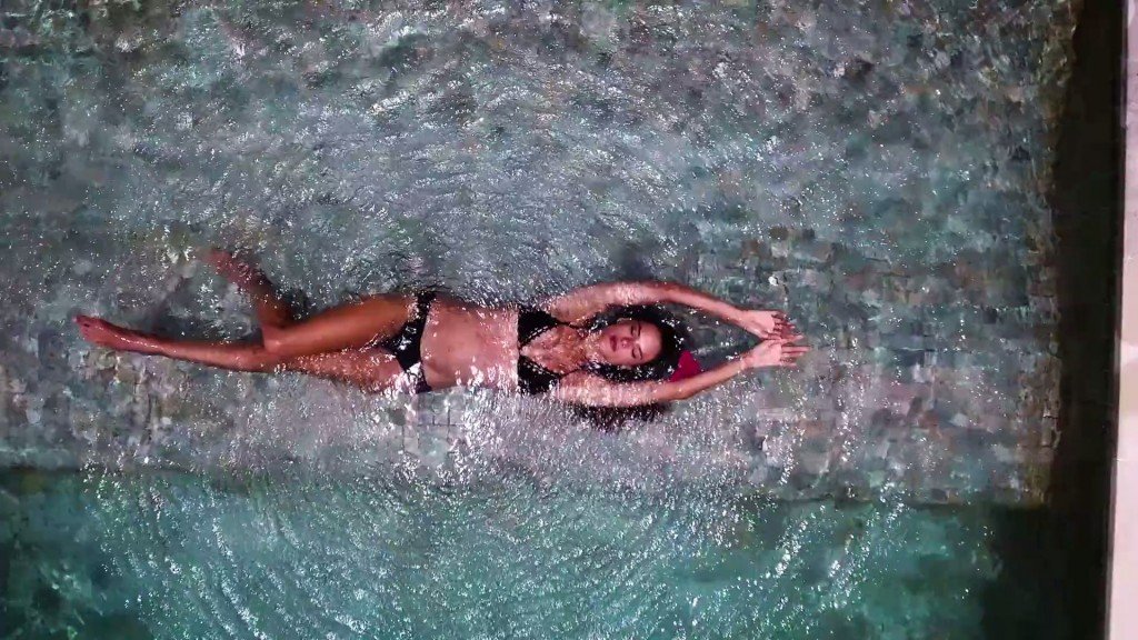 Alessandra Ambrosio Nude & Sexy 2 18 thefappening.so