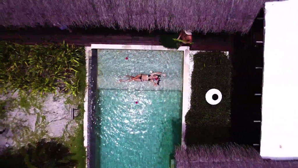 Alessandra Ambrosio Nude & Sexy 2 37 thefappening.so