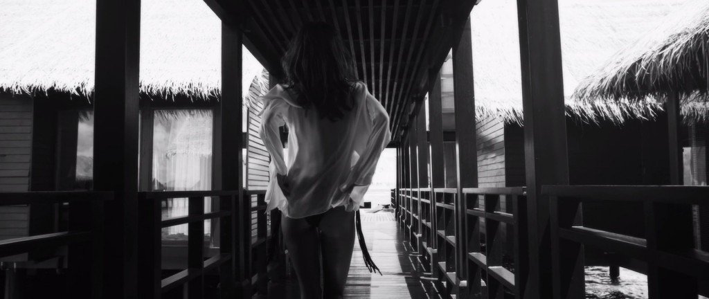 Alessandra Ambrosio Nude & Sexy 2 thefappening.so