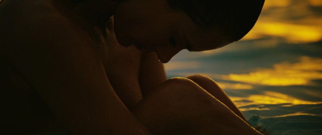 Alessandra Ambrosio Sexy & Topless 14 thefappening.so