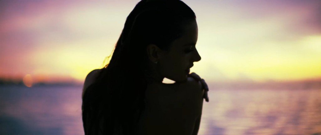 Alessandra Ambrosio Sexy & Topless 32 thefappening.so