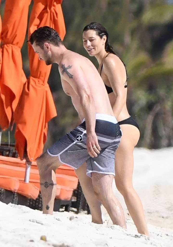 Jessica Biel Sexy 96