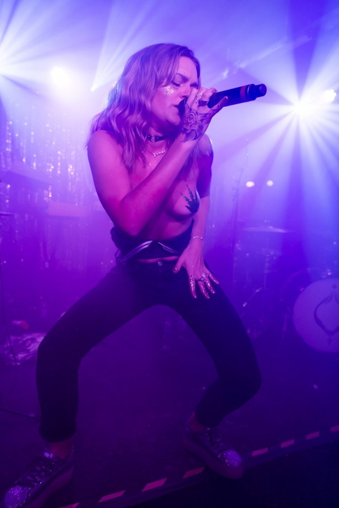 Tove Lo Topless 4