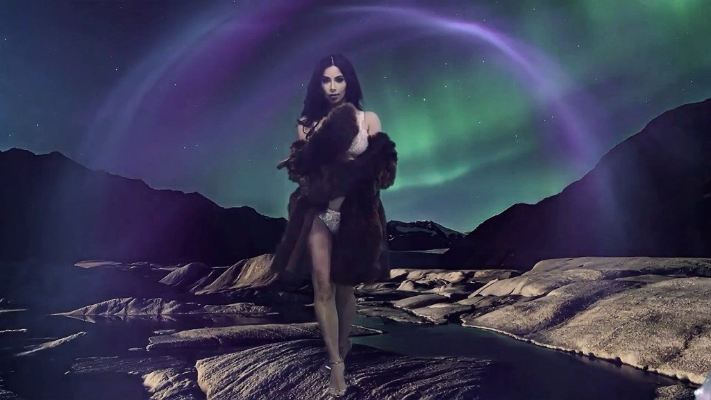 Kim Kardashian Sexy 3