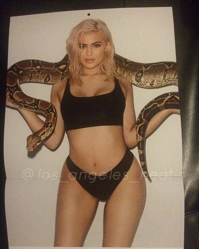 Kylie Jenner Sexy thefappening.so 12