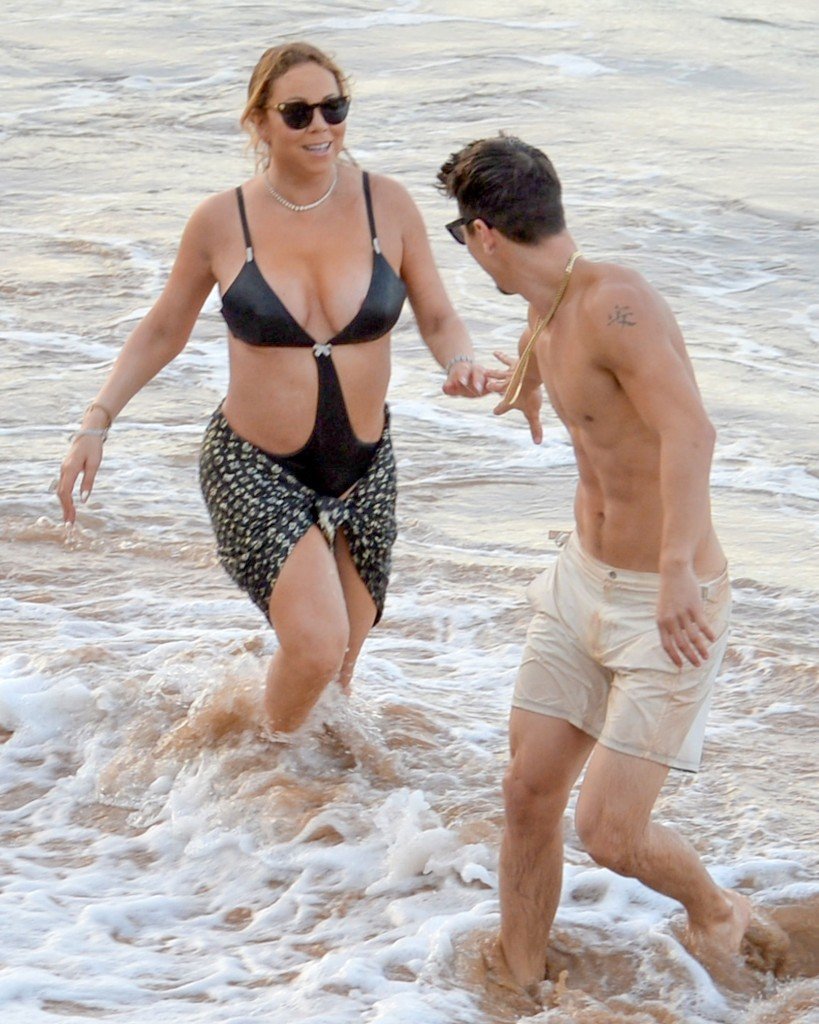 Mariah Carey Nip Slip 15