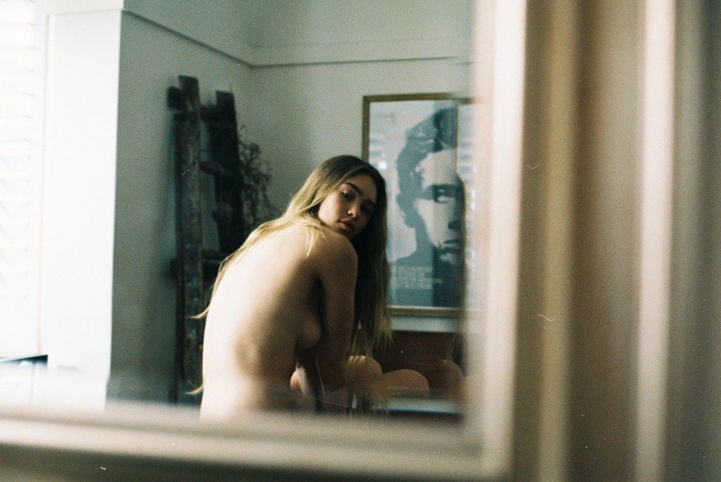 Zoe Cross Naked 10