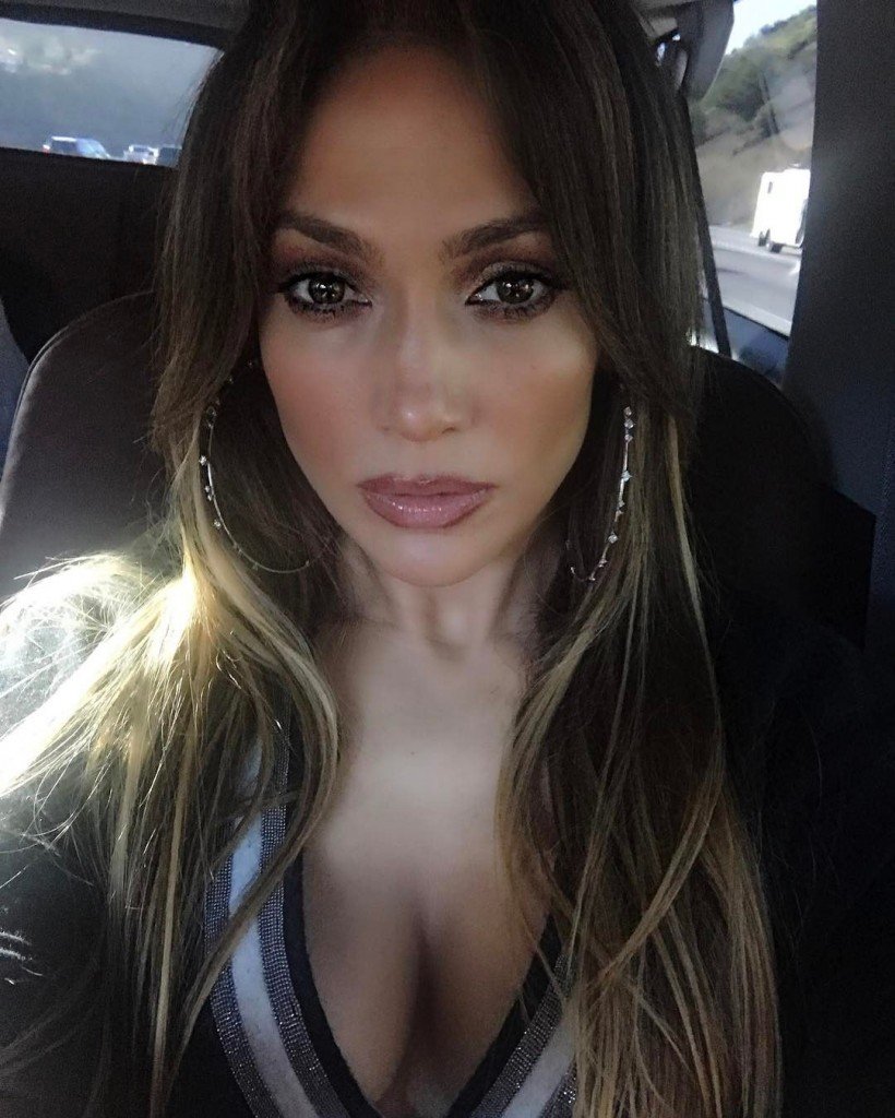 Jennifer Lopez Sexy thefappening.so 5