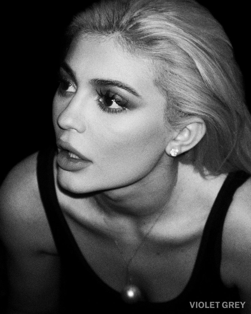 Kylie Jenner Sexy 3 thefappening.so