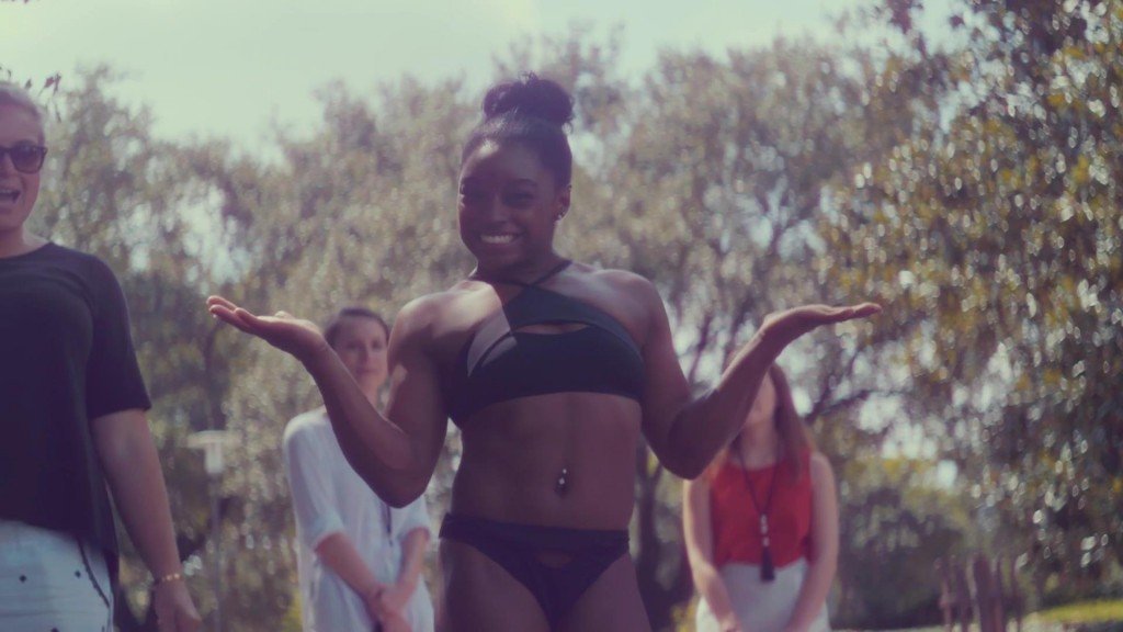 Simon Biles Sports Illustrated Swimsuit 2017_15