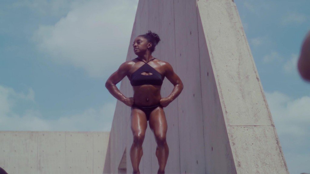 Simon Biles Sports Illustrated Swimsuit 2017_20