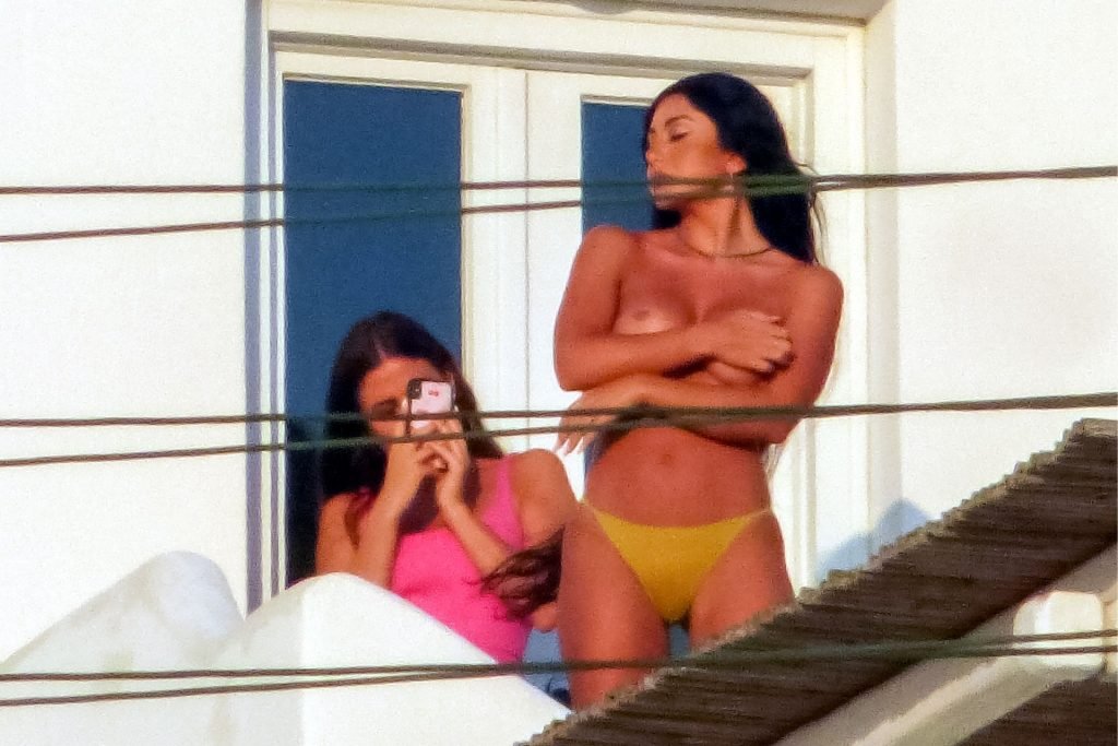 Martha Kalifatidis Nua